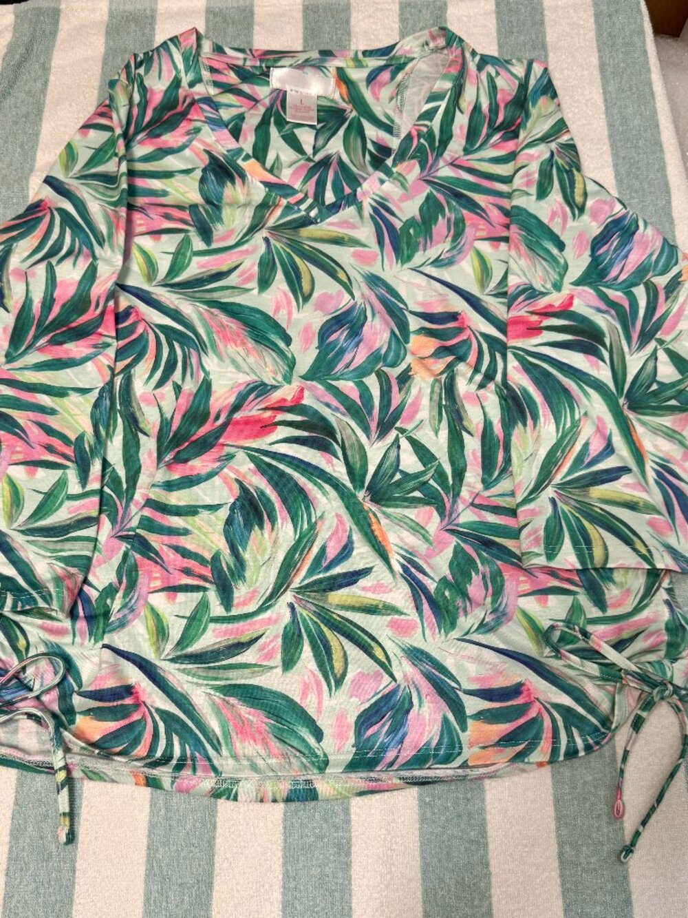 Stilk Parker Collection - 3/4 Sleeve Blouse with Ties on sides - Size L
